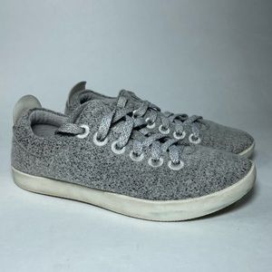 Allbirds grey wool sneaker sz 5